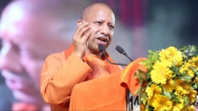 UP News: बीजेपी के नए यूपी प्रदेश अध्यक्ष पंकज चौधरी को मिली एकराय से मंजूरी, गोरखपुर में खुशी का माहौल छाया